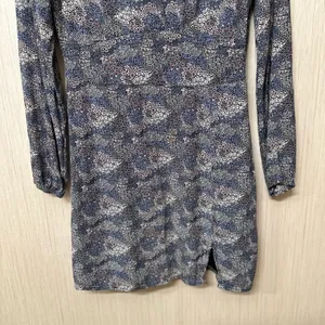 Abercrombie‎ & Fitch Fit to Flatter Blue Floral Mini Dress-S thumbnail 4