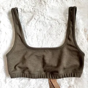 Skims Outdoor Scoop Bralette XXS - Army Green thumbnail 1