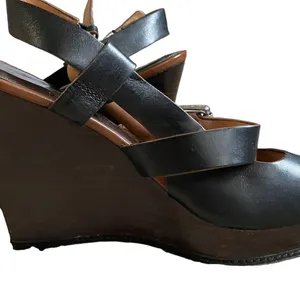 Coach Black Double Buckle Strappy Open Toe Platform Wedge Women’s Size 8 thumbnail 9
