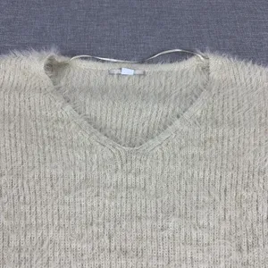Kimchi Blue Sweater Womens Small White Acrylic Polyamide V Neck‎ Fuzzy Pullover thumbnail 3