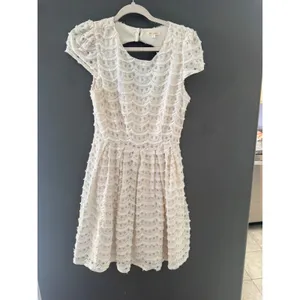Miami Cream Crochet Scalloped Lace Mini Dress‎ Short Sleeve Coastal L Party thumbnail 2
