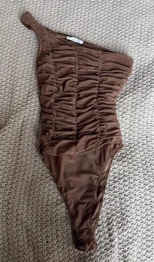 Timing Brown One Shoulder Ruched Bodysuit thumbnail 1