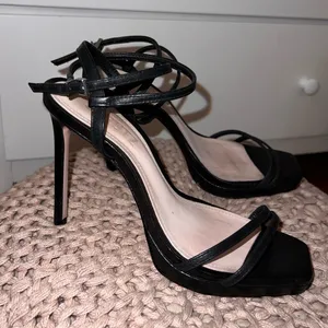 schutz heels thumbnail 5