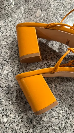 Billini Orange Chunky Strap Heels Size 8 thumbnail 5