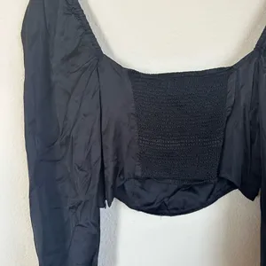 Aritzia Sunday Best Silky Cupro Crop Sweetheart Top thumbnail 12