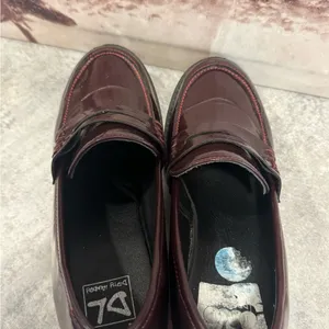 Dirty Laundry Burgundy Patent Faux Leather Chunky Heeled Loafers Women’s Sz 10 thumbnail 8