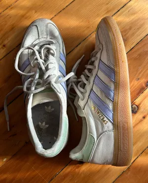 adidas Handball Spezial Off White violet purple gum men’s 7.5 women’s 8.5 thumbnail 1
