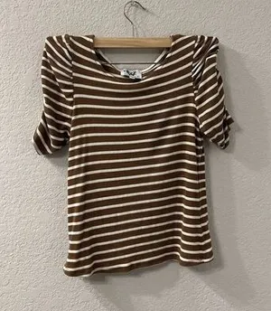 Who what wear small White Mustard striped puff sleeve‎ top thumbnail 1