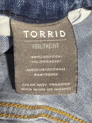 Torrid Feel The Fit Wide Leg Denim Jeans Blue High Rise Stretch Sz 26 Frayed Hem thumbnail 5