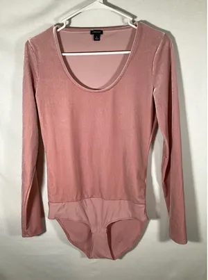 J CREW Stretch Pink Velvet‎ Bodysuit Womens Small Balletcore Preppy thumbnail 1