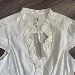 Anthro Cream Ruffled Mandarin Collar Blouse Modern button down Casual Top thumbnail 4