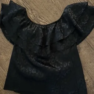 She & Sky Boutique black leopard blouse thumbnail 1
