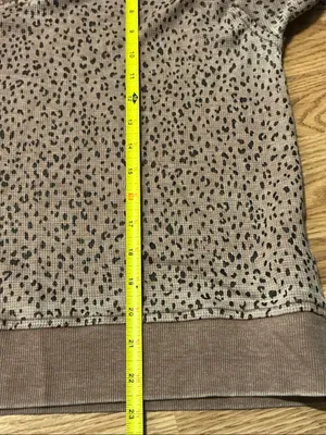 Jane and Delancey Leopard Hooded Pullover Top Size Medium thumbnail 5