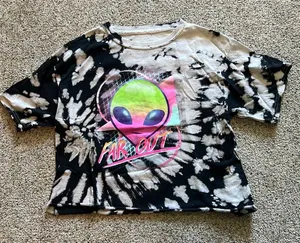 Hype Means Nothing Cropped ‘Far Out’ Shirt thumbnail 1