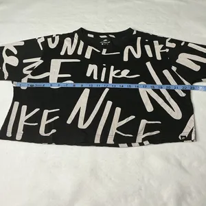 Nike Sportswear All Over Print Crop Top Black White Women Medium‎ thumbnail 4