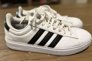 Adidas Women's Grand Court 2.0 Sneaker size 8! No :( thumbnail 1