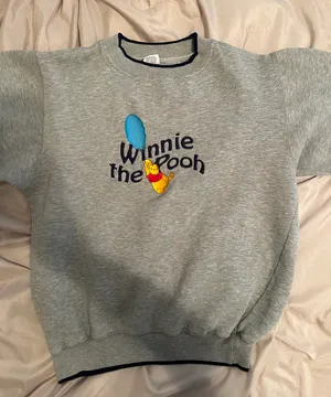 Disney Winnie The Pooh Crewneck thumbnail 1
