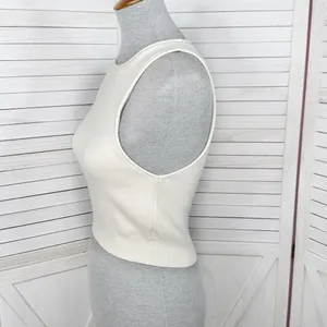 Pretty‎ Little Thing Ribbed Knit Racer Back Crop Tank Top Cream Medium thumbnail 2