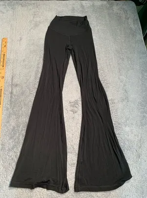 Aerie offline real me Black Flare leggings Yoga Pants hi-rise small thumbnail 1