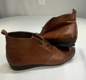 Taos Robin Ankle Brown Leather Lace Up Women’s Shoes Boots Size 8-8.5 EU 39 thumbnail 1