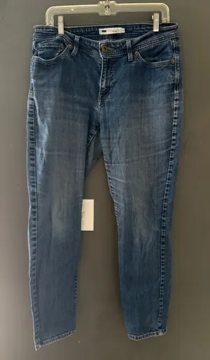 Levis 529 Curvy Skinny Leg Jeans Womens 14 Med Wash Blue Denim‎ Stretch Mid Rise thumbnail 1