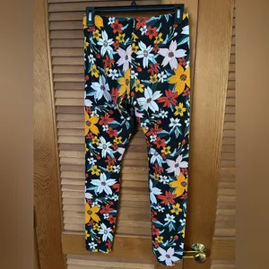 Urban Outfitters x Nike Leg-A-See Hawaiian Floral Print Legging Sz M thumbnail 4