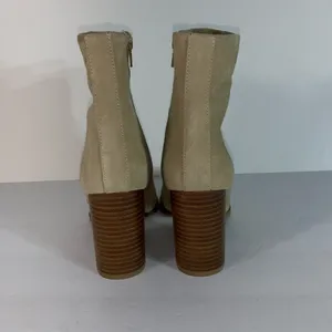 Steve Madden Stable and Sand Suede Booties Block Heel Zip Up Size 7.5M READ thumbnail 5