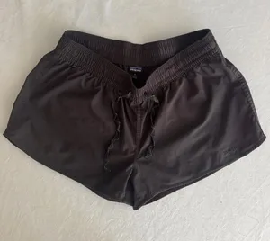 Patagonia Women’s Black Athletic Drawstring Shorts thumbnail 1