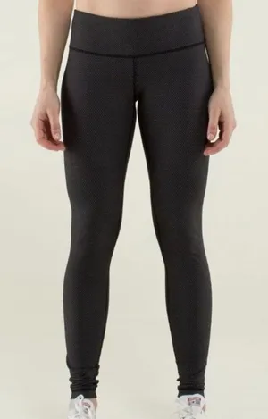 Lululemon Wunder Under Pant Sz 8 White Diamond Dot thumbnail 1