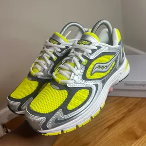 Saucony Grid Jazz 9 Yellow Silver Size 5.5M/7W thumbnail 16