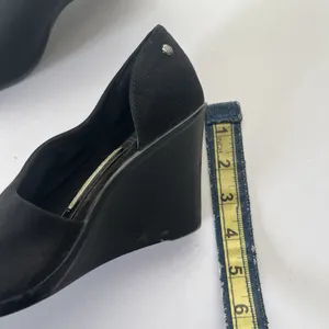 Dana Buchman Pira Stretch Heels Shoes Wedges Womens 6 Black Open Toe Slip On thumbnail 6