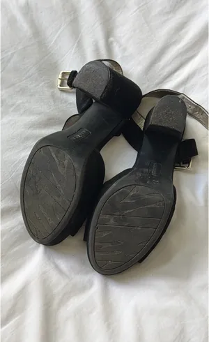 Anne Klein 4” Chunky Black High Heels thumbnail 3