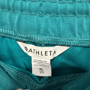 Green Athleta Softstreme straight leg pants‎ thumbnail 3