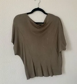 Woven T thumbnail 2