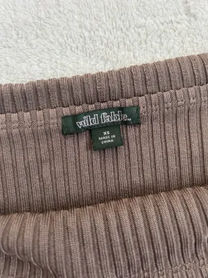 Wild Fable Off-The-Shoulder Crop Grey Top thumbnail 2