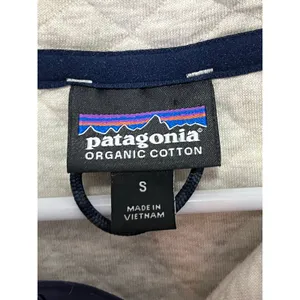 Patagonia Women’s Organic Cotton Quilt Snap-T Pullover Birch White Navy Small thumbnail 5