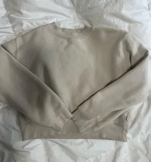 Aritzia TNA Cropped Crewneck thumbnail 1