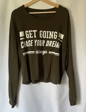 Get going chase your‎ dreams always brown green crewneck sweater casual comfort thumbnail 1