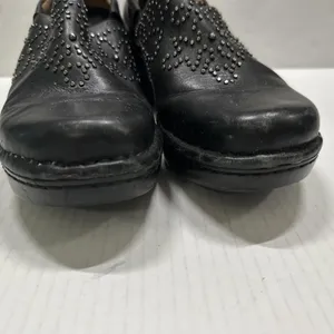 Ariat Strathmore Clog Shoes Womens 8.5B‎ Black Leather Studded Floral 21201 thumbnail 8