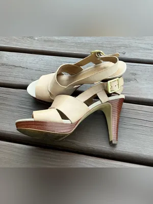 Franco Sarto Neutral Beige Open-Toe Slingback Heels🌷🌷 thumbnail 2