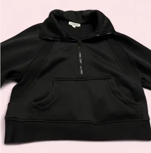 Black half zip Aemi + co thumbnail 1