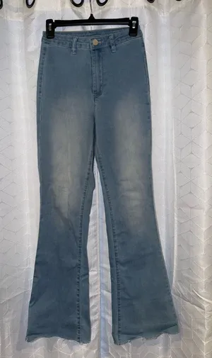 Frame Flare Denim Jeans thumbnail 1