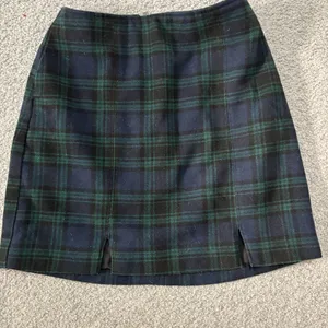 Hollister Navy & Green Plaid Wool Blend Mini Skirt with Front Slits thumbnail 4