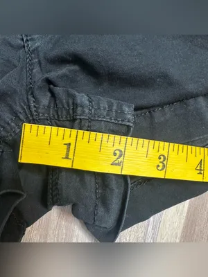 American Eagle Outfitters Women’s Black Shorty Cotton Shorts Size 4 thumbnail 10