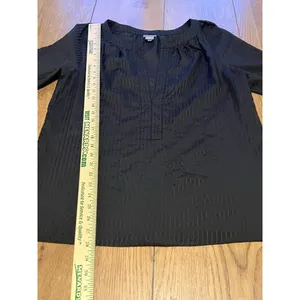 Ann Taylor Blouse Top Women Medium Black 3/4 Sleeve V Neck Pullover‎ Career City thumbnail 4
