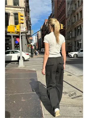 Brandy Melville Jemma Cargo Pants – Black thumbnail 2
