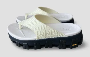 P448 Bondi Platform Flip Flops Cream Black Vibram Lug Sole EU 41 Grunge Y2K insp thumbnail 1