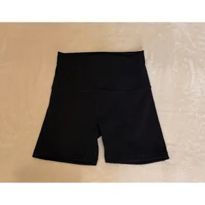 Aritzia NWOT TNA TnAction Butter Cheeky High Rise Bike Shorts Black Sz 00 XXS thumbnail 3