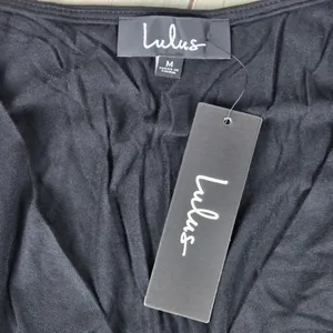 Lulus Black Wrap Midi Dress Short Sleeve V-Neck Style 67706 Size Medium NWT thumbnail 3