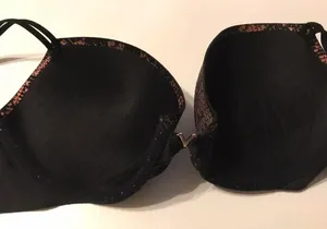 Victoria’s Secret Push Up Underwire Bra 34C thumbnail 3